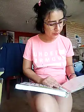 Snapshot of Im_Alma_ chatting on January 18, 2:02 pm Im Alma online show from January 18, 2:02 pm