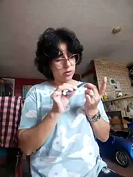 Snapshot of Im_Alma_ chatting on February 4, 1:38 pm Im Alma online show from February 4, 1:38 pm