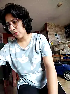 Snapshot of Im_Alma_ chatting on February 4, 4:39 pm Im Alma online show from February 4, 4:39 pm