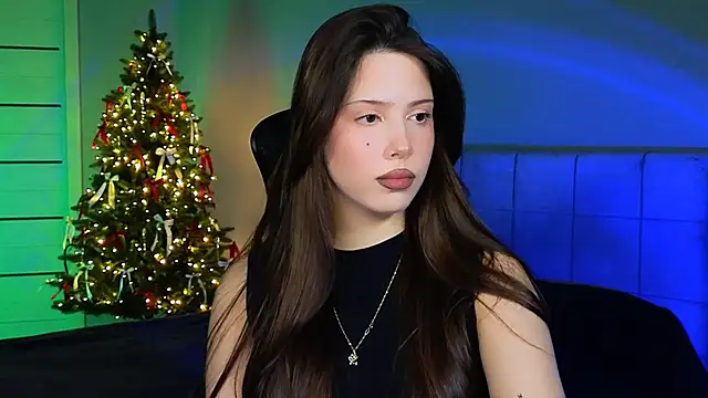 Snapshot of Stacy_Gonzales_ chatting on December 19, 4:35 pm Stacy Gonzales  online show from December 19, 4:35 pm