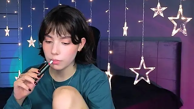 Stacy Gonzales  online show from October 28, 11:58 am