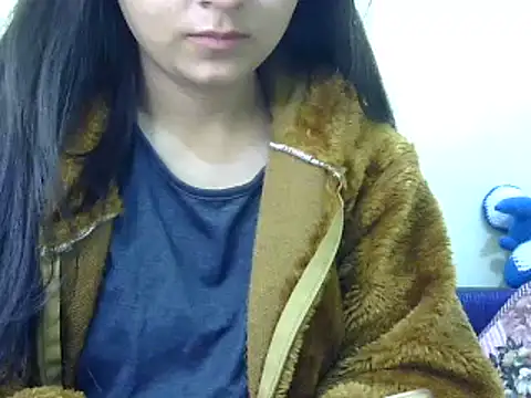 Snapshot of WildRuhi20 chatting on December 5, 2:31 am WildRuhi20 online show from December 5, 2:31 am