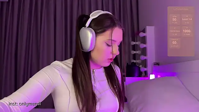 MENNDI online show from January 29, 5:45 pm