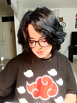 Lin-cute online show from March 14, 10:50 am