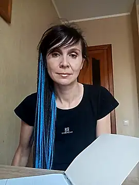 Francenia lolis online show from October 11, 9:41 am