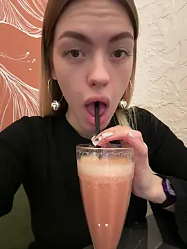 -Sexy Barbie- online show from February 20, 9:11 am