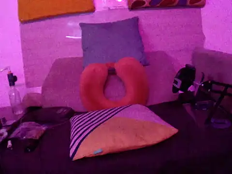 thesummerboy online show from January 3, 9:36 am