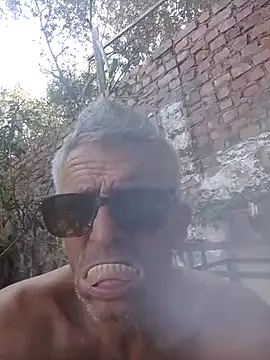 NICJOHNS online show from February 1, 2:26 pm