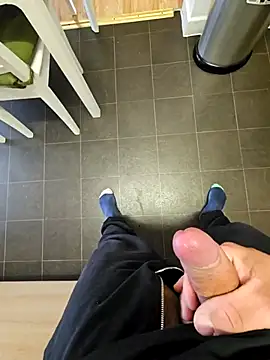 eric69 69 online show from September 22, 2:30 pm