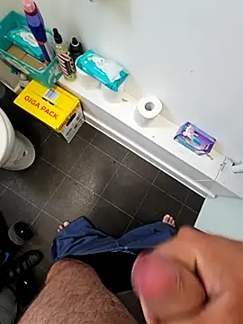 eric69 69 online show from September 27, 8:52 am