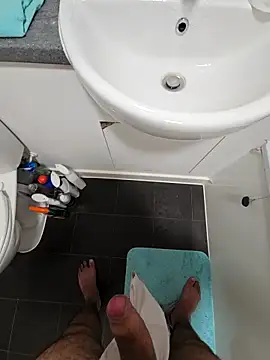 eric69 69 online show from October 20, 10:05 am