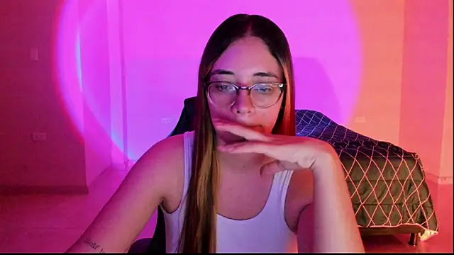 atenas 05  online show from September 17, 9:33 am