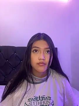 alisson carolina73 online show from January 4, 2:03 am