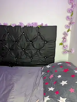 alisson carolina73 online show from March 8, 11:49 pm