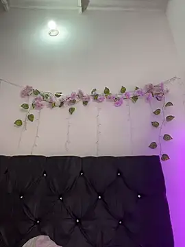 alisson carolina73 online show from February 4, 2:39 am