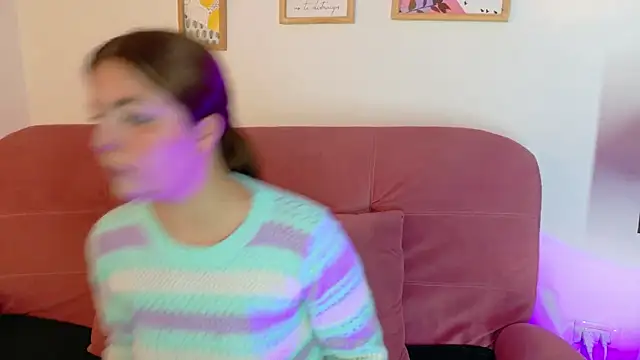 Juanita owens online show from April 8, 1:38 am