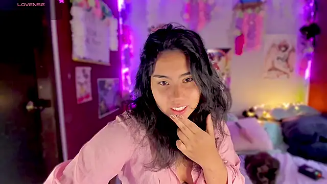 kiki cavilll online show from January 29, 12:02 pm