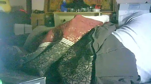 Snapshot of DI4MOND_FIR3 chatting on January 18, 7:45 am DI4MOND FIR3 online show from January 18, 7:45 am