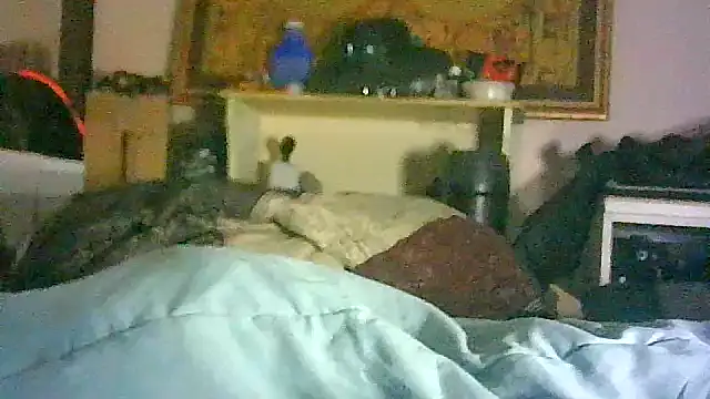 Snapshot of DI4MOND_FIR3 chatting on February 21, 9:43 am DI4MOND FIR3 online show from February 21, 9:43 am