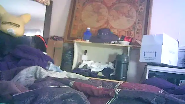 Snapshot of DI4MOND_FIR3 chatting on February 27, 9:26 pm DI4MOND FIR3 online show from February 27, 9:26 pm