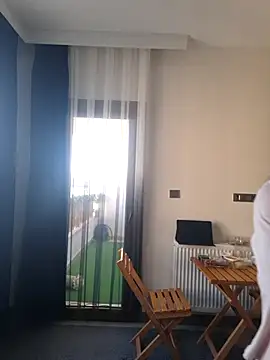 cansuozell online show from November 28, 5:21 am