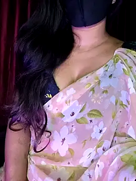 SexyAndHottie online show from December 3, 3:11 pm