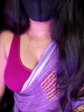 SexyAndHottie online show from March 2, 4:53 pm