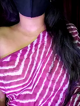 SexyAndHottie online show from March 10, 6:12 pm