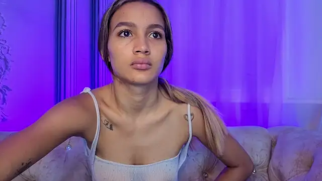 Carohorny4u online show from March 27, 3:23 pm