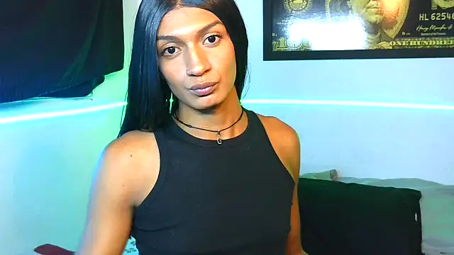 alexxa Rooa online show from April 8, 4:45 am