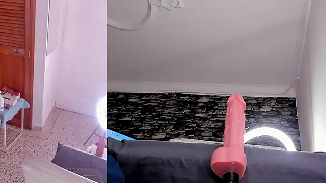 zoe backer online show from February 11, 11:26 am