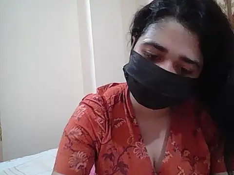 Snapshot of A-pusparani chatting on April 17, 11:30 pm A-pusparani online show from April 17, 11:30 pm