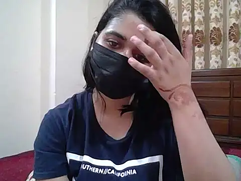 Snapshot of A-pusparani chatting on May 5, 9:45 pm A-pusparani online show from May 5, 9:45 pm