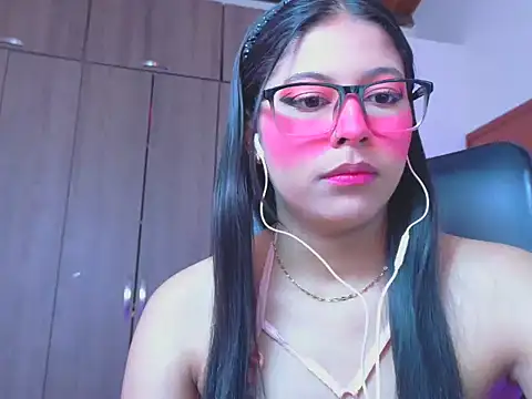 Snapshot of _ALLYSON18_ chatting on June 12, 11:42 am ALLYSON18 online show from June 12, 11:42 am