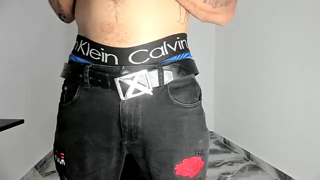 mikee scooth online show from November 7, 9:53 am