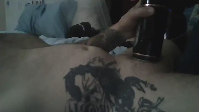 Snapshot of BigDcrizz chatting on March 13, 5:03 am BigDcrizz online show from March 13, 5:03 am