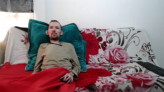 Snapshot of Sophia_and_Thomas chatting on March 12, 9:21 pm Sophia and Thomas online show from March 12, 9:21 pm