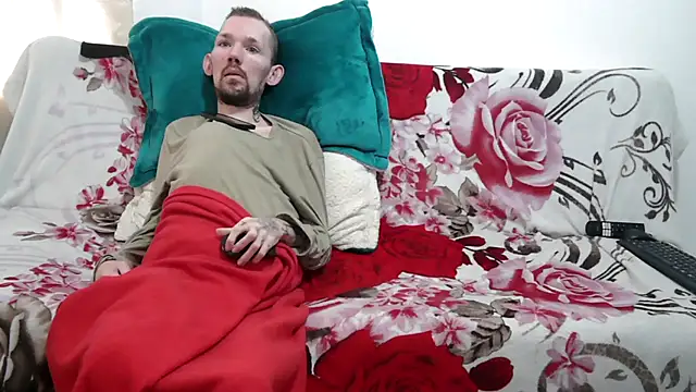 Snapshot of Sophia_and_Thomas chatting on March 13, 9:43 pm Sophia and Thomas online show from March 13, 9:43 pm