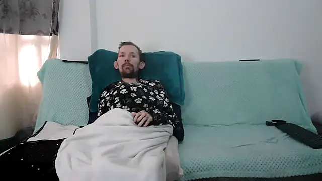 Sophia and Thomas online show from July 21, 7:49 pm