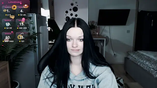 illililliilli online show from January 4, 9:09 pm