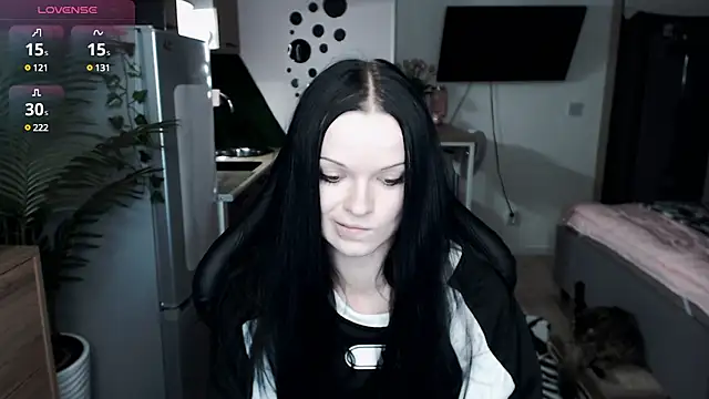 illililliilli online show from January 12, 10:43 pm