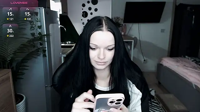 illililliilli online show from January 13, 2:28 am