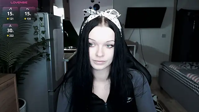 illililliilli online show from February 2, 2:13 pm