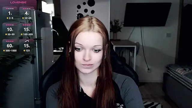 illililliilli online show from February 8, 6:55 pm