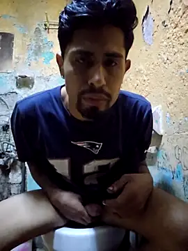 Snapshot of Menpolla_hot chatting on November 9, 5:39 am Menpolla hot online show from November 9, 5:39 am