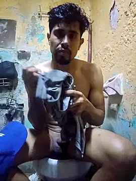 Snapshot of Menpolla_hot chatting on November 15, 5:49 am Menpolla hot online show from November 15, 5:49 am