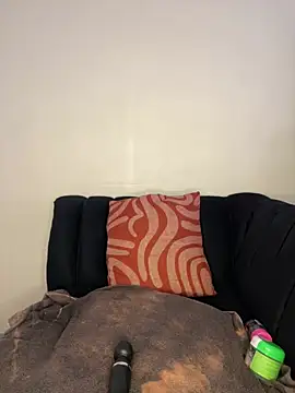 NickyBabes online show from April 6, 9:32 am