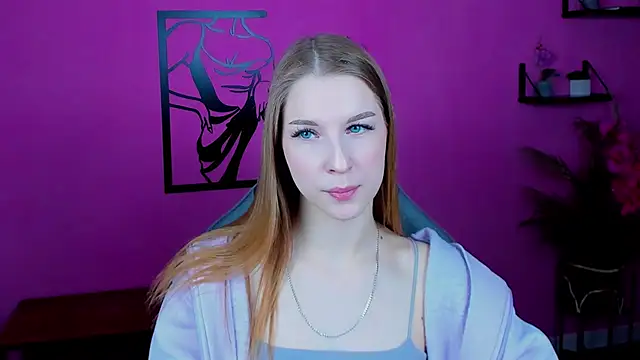 CuteMousee online show from December 9, 5:40 am