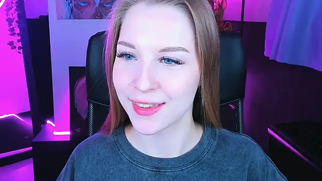 CuteMousee online show from December 12, 8:57 am