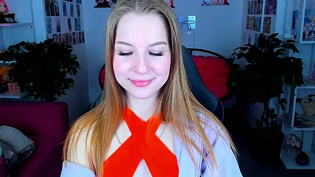 CuteMousee online show from December 24, 2:54 am